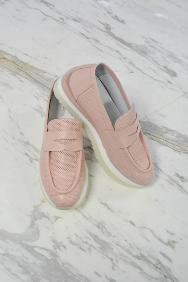 MOCASIN